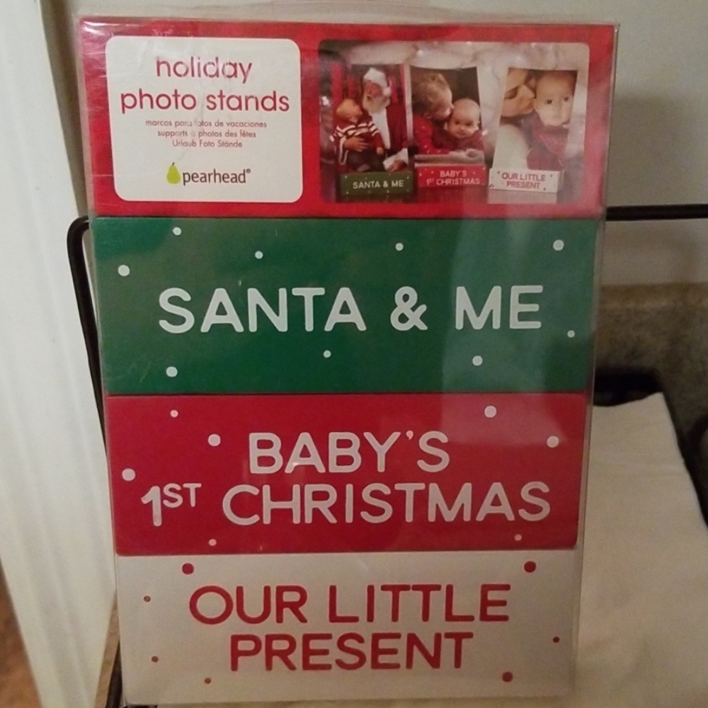 Holiday Photo Stands